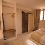 Отель Mani Luxury And In With Private Pools Гитион