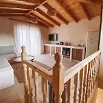 Отель Mani Luxury And In With Private Pools Гитион