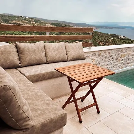 Mani Luxury And In With Private Pools Hotel *