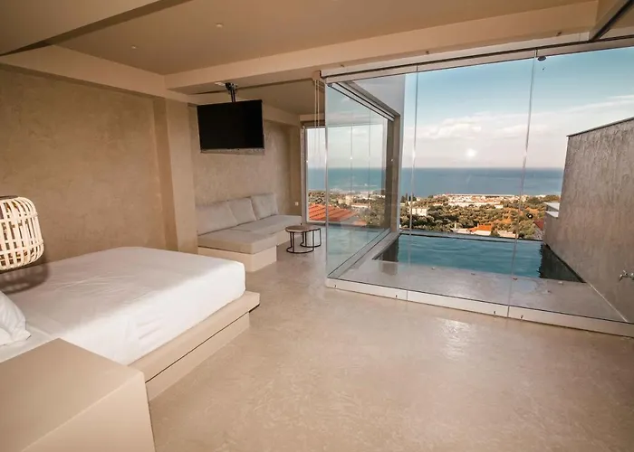 Mani Luxury And In With Private Pools Gythio