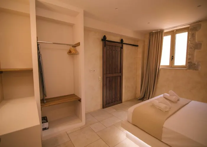 Hotel Mani Luxury And In With Private Pools Gythio