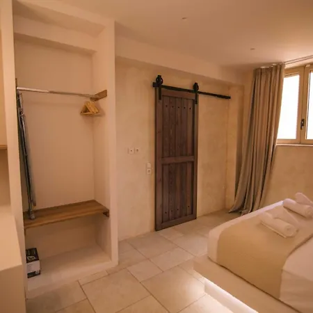 Hotel Mani Luxury And In With Private Pools Gythio