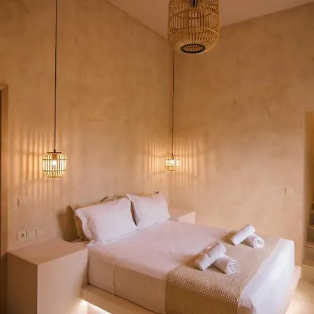 Mani Luxury And In With Private Pools *