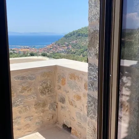 Отель Mani Luxury And In With Private Pools