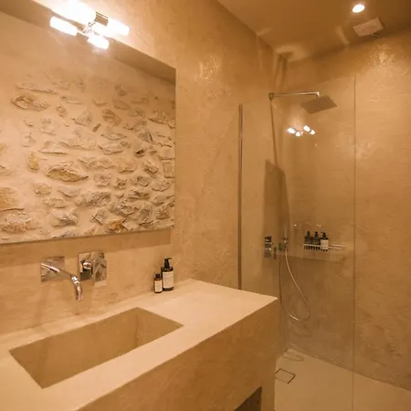 Mani Luxury And In With Private Pools * Гитион