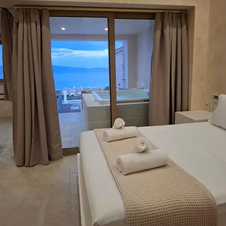 Отель Mani Luxury And In With Private Pools *