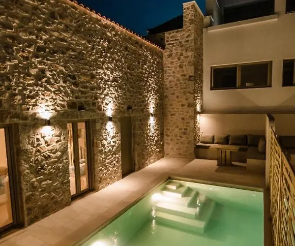 Mani Luxury And In With Private Pools * Gythio