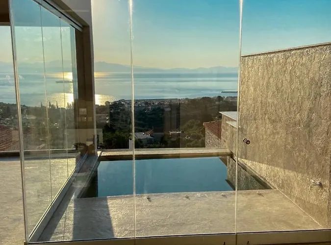 Mani Luxury And In With Private Pools