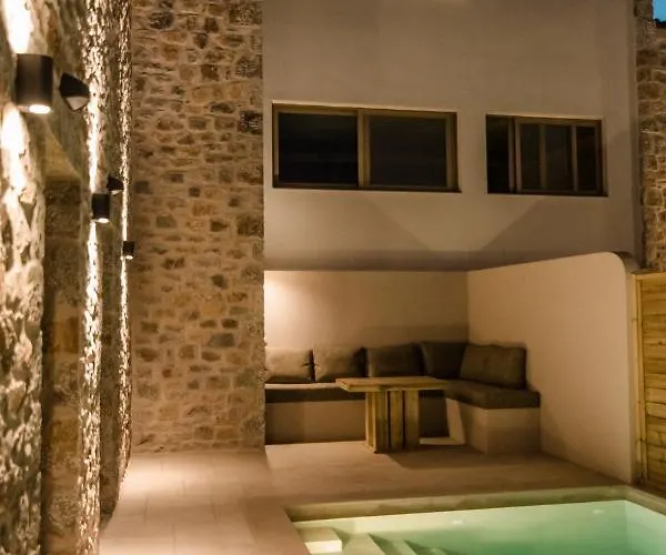 Mani Luxury And In With Private Pools Hotell Gytheio