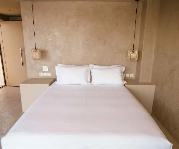 Mani Luxury And In With Private Pools