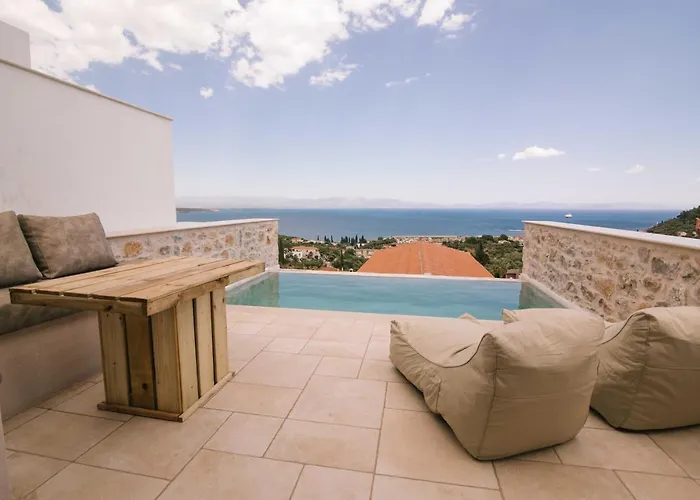 Mani Luxury And In With Private Pools Hotel *