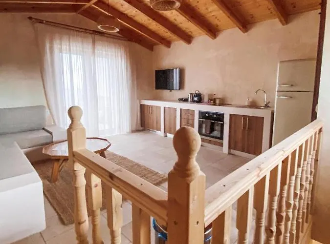 Hotell Mani Luxury And In With Private Pools Gytheio