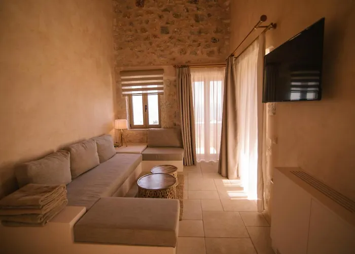 Hotel Mani Luxury And In With Private Pools Gythio